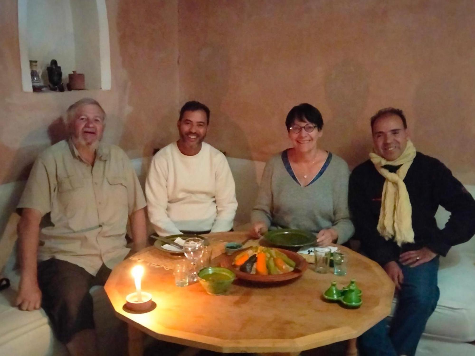 Tigmi Hamid Decouverte Des Traditions Et De La Culture Berbere Ait Benhaddou Extérieur photo