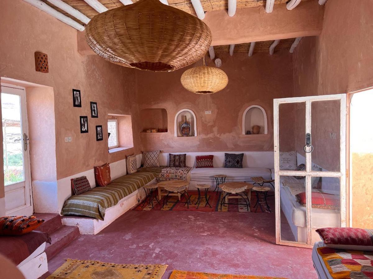 Tigmi Hamid Decouverte Des Traditions Et De La Culture Berbere Ait Benhaddou Extérieur photo