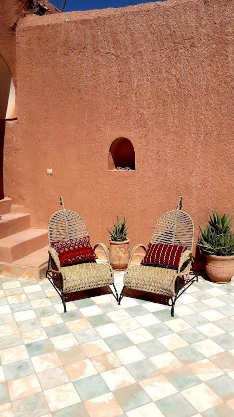 Tigmi Hamid Decouverte Des Traditions Et De La Culture Berbere Ait Benhaddou Extérieur photo